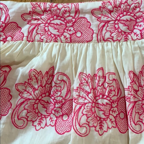 Gorgeous hot pink stitched skirt - Picture 2 of 5